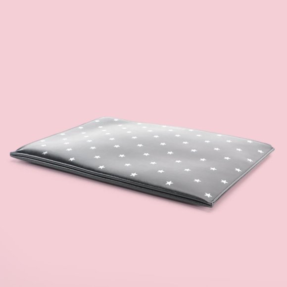 Saint Laurent Leather Medium Zip Pouch - Picture 4 of 11